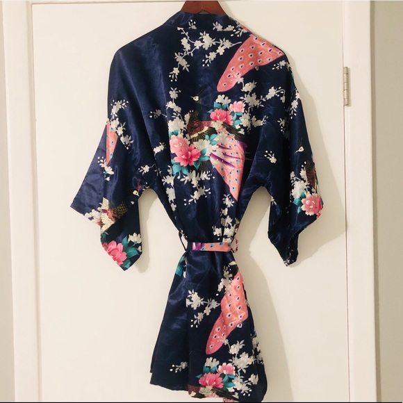 Silky Robe 💙💜 - Picture 3 of 4